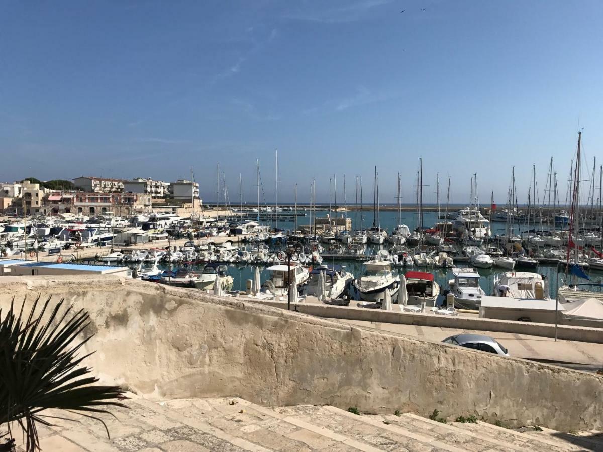 Casa Vacanze La Scalinata Bisceglie Ngoại thất bức ảnh
